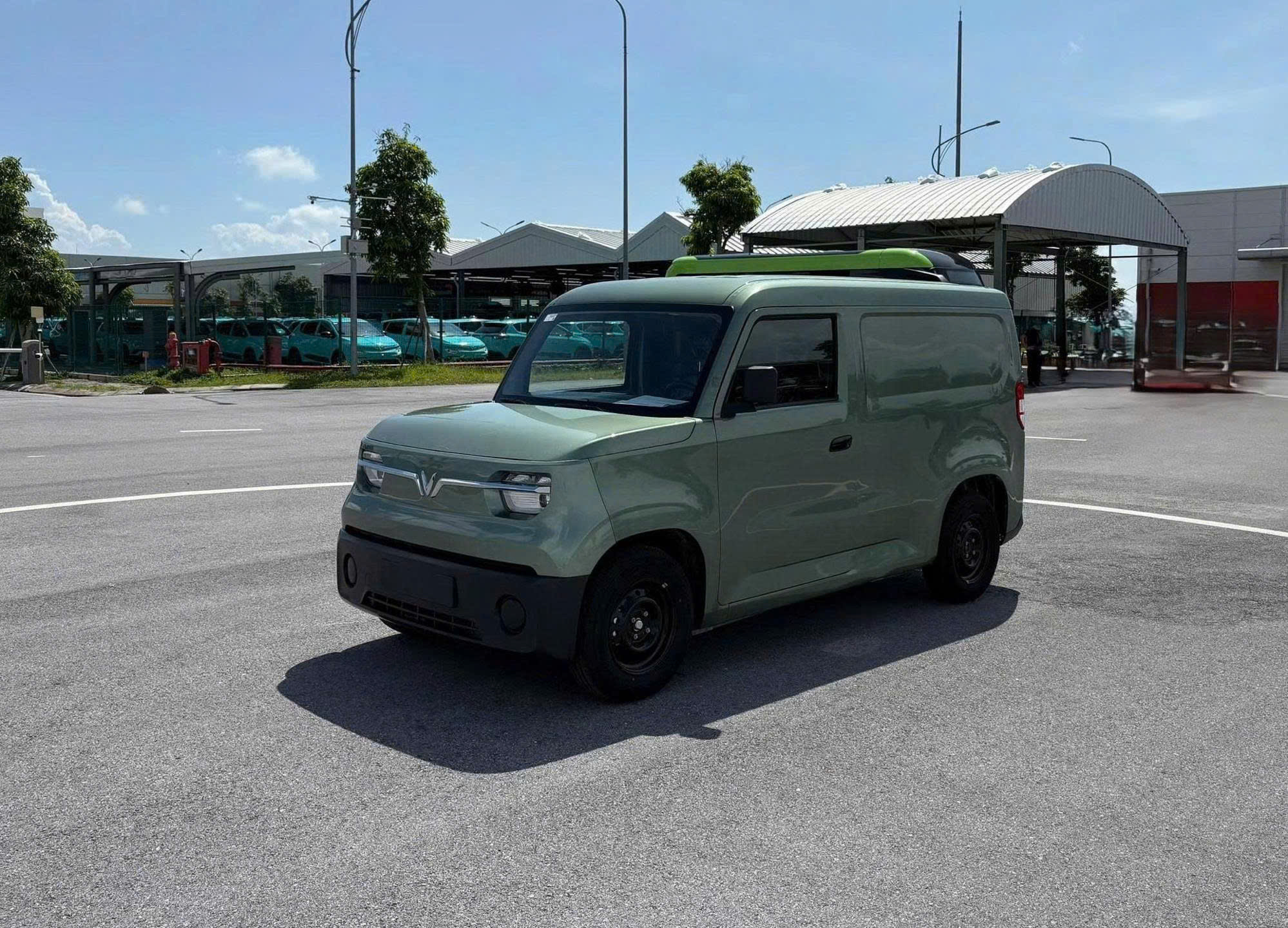 Vinfast ECVan – Xe Điện Thương Mại Đa Dụng Chuẩn Bị Ra Mắt | Tiết Kiệm – Thông Minh – Xanh Sạch