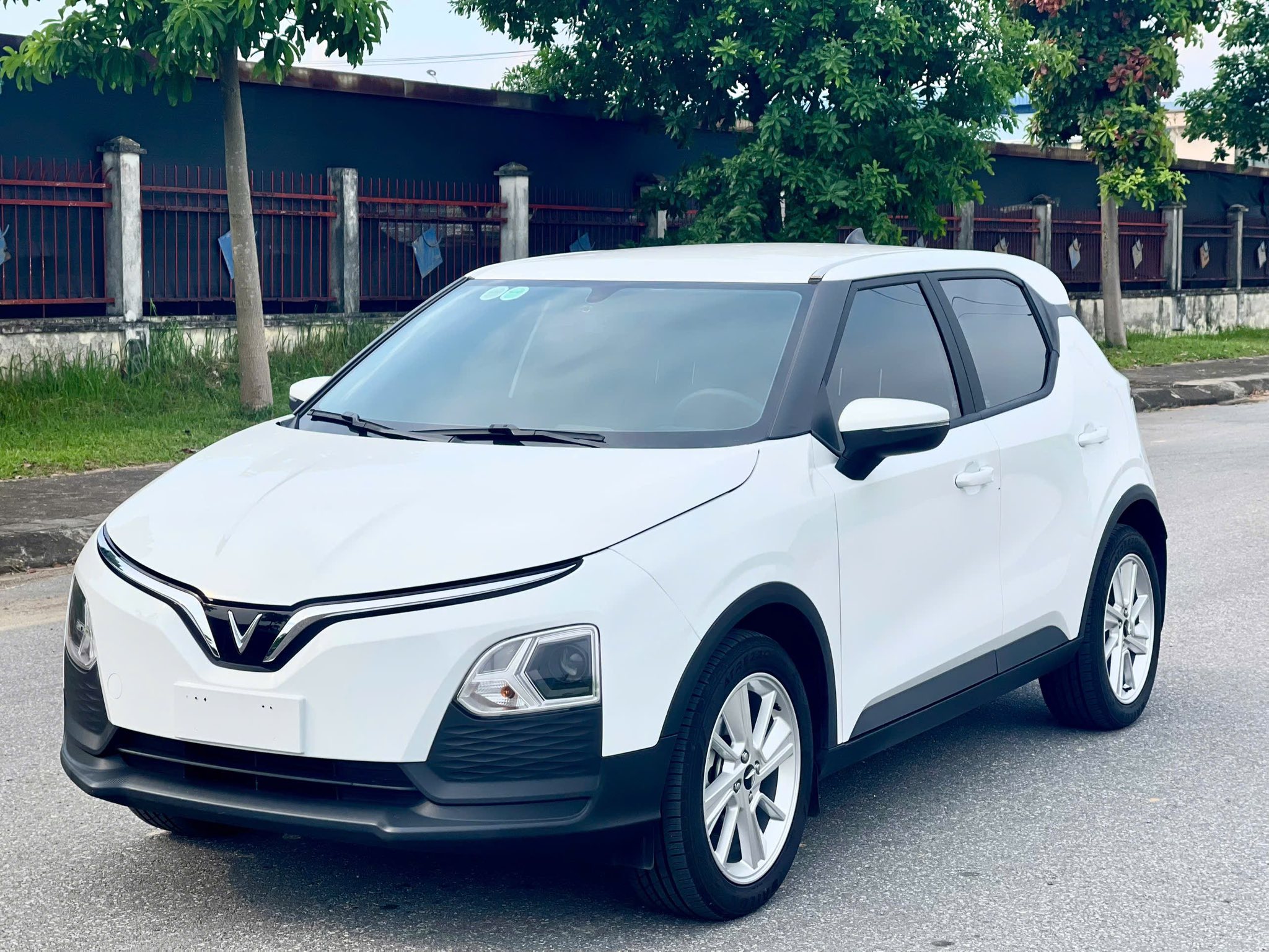 Vinfast VF5 Vay 100%
