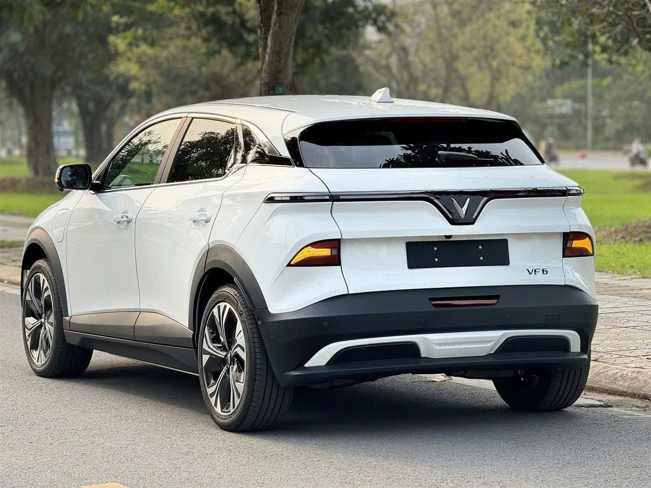 VF6 Đi Được Bao Nhiêu Km