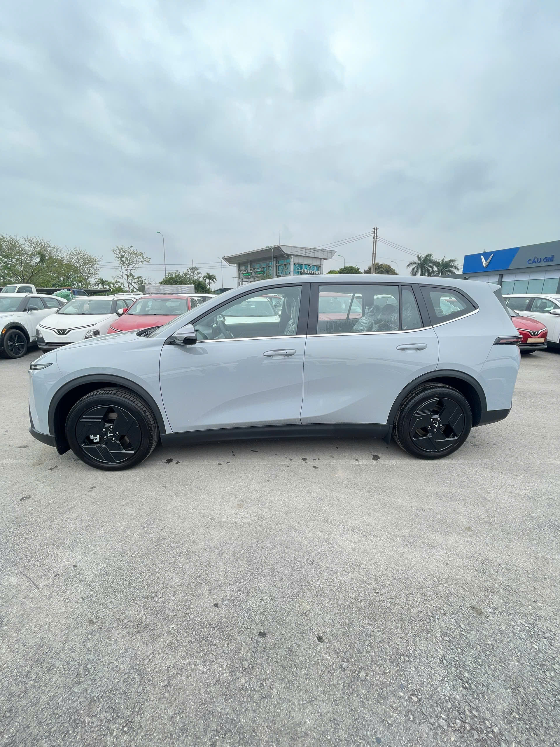 MPV7 Sạc Một Lần Hết Bao Nhiêu Tiền