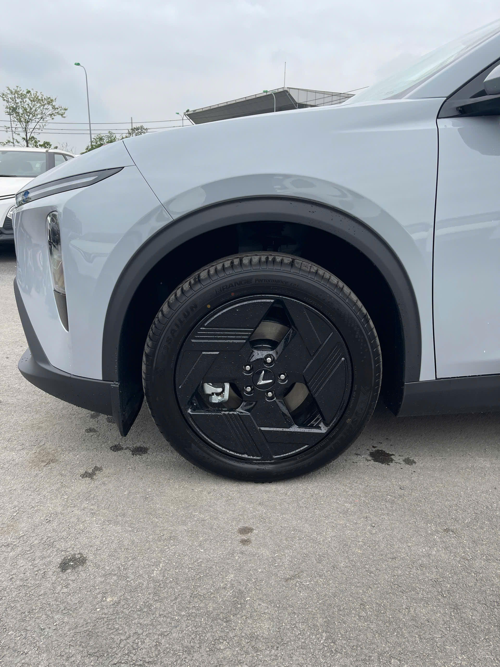 MPV7 Sạc Một Lần Hết Bao Nhiêu Tiền