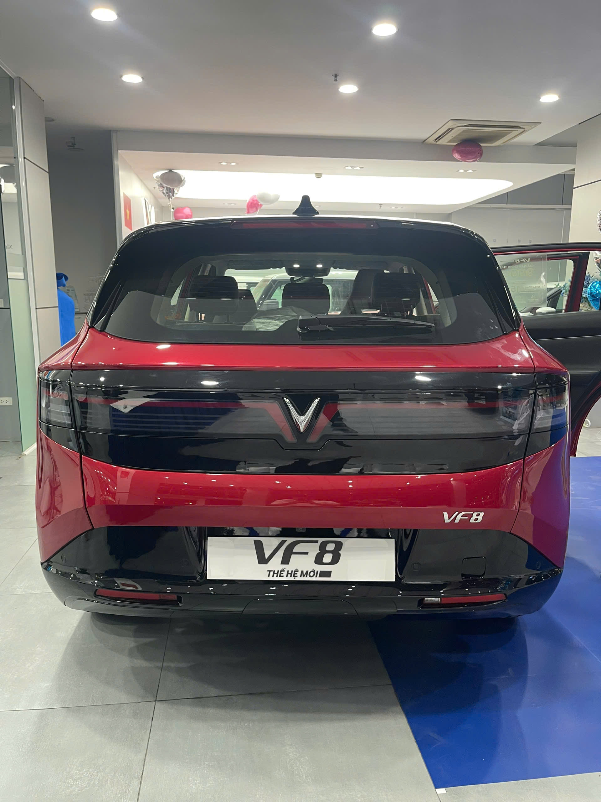 VF8 ALL NEW MÀU ĐỎ