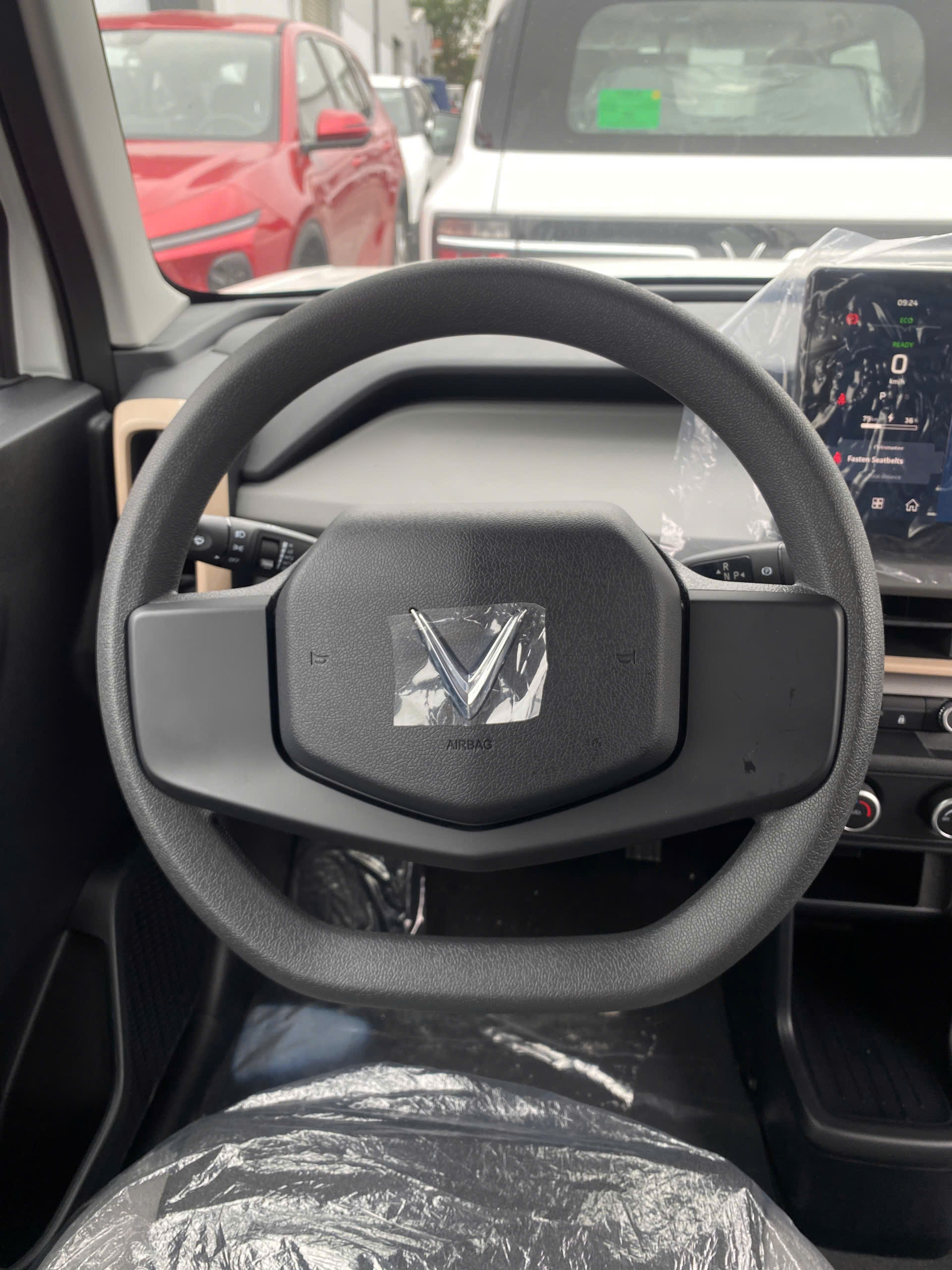 VF3 VIN2025 màu vàng