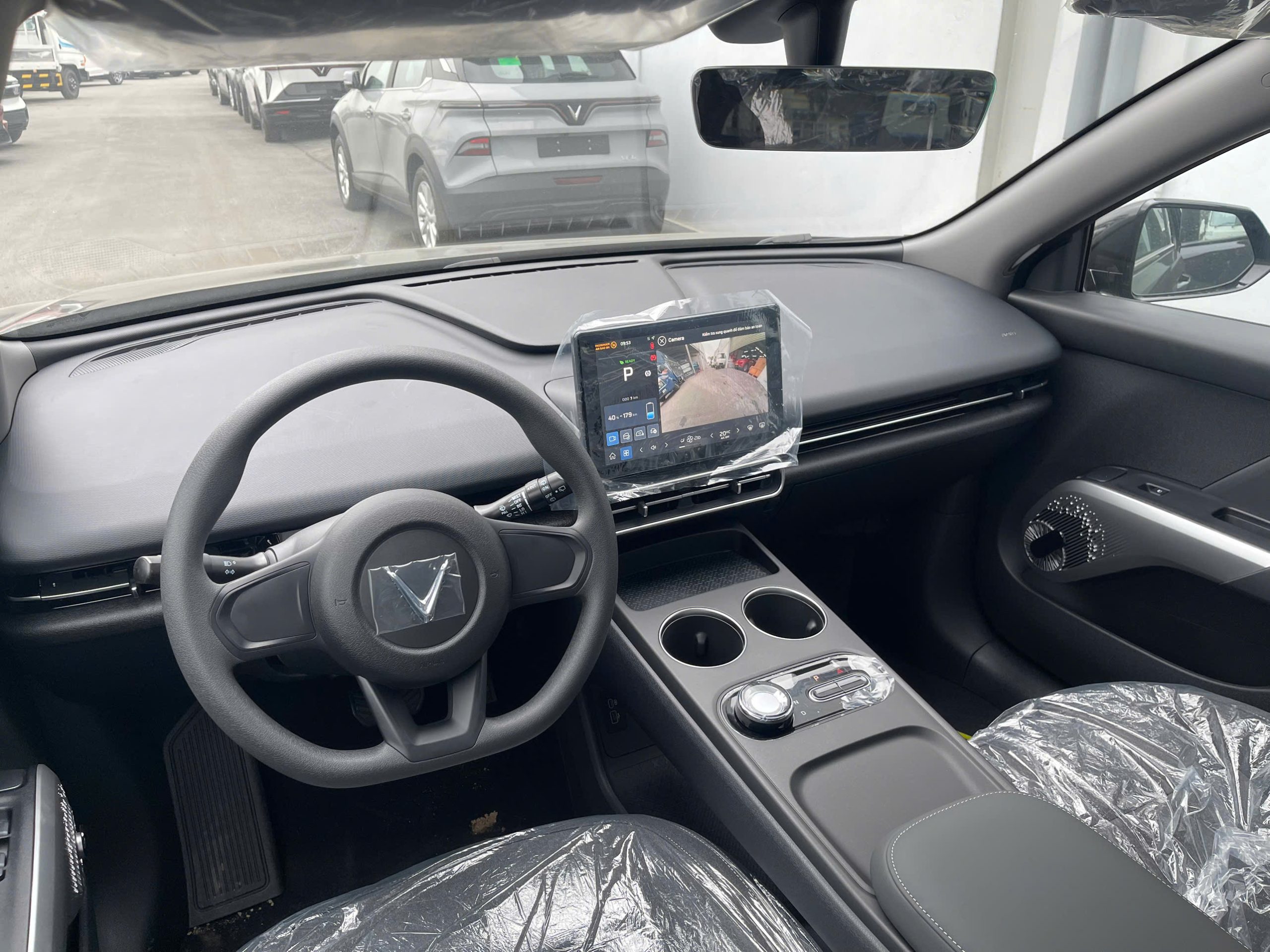 Ưu Đãi VinFast Limo Green Tại Hà Nội