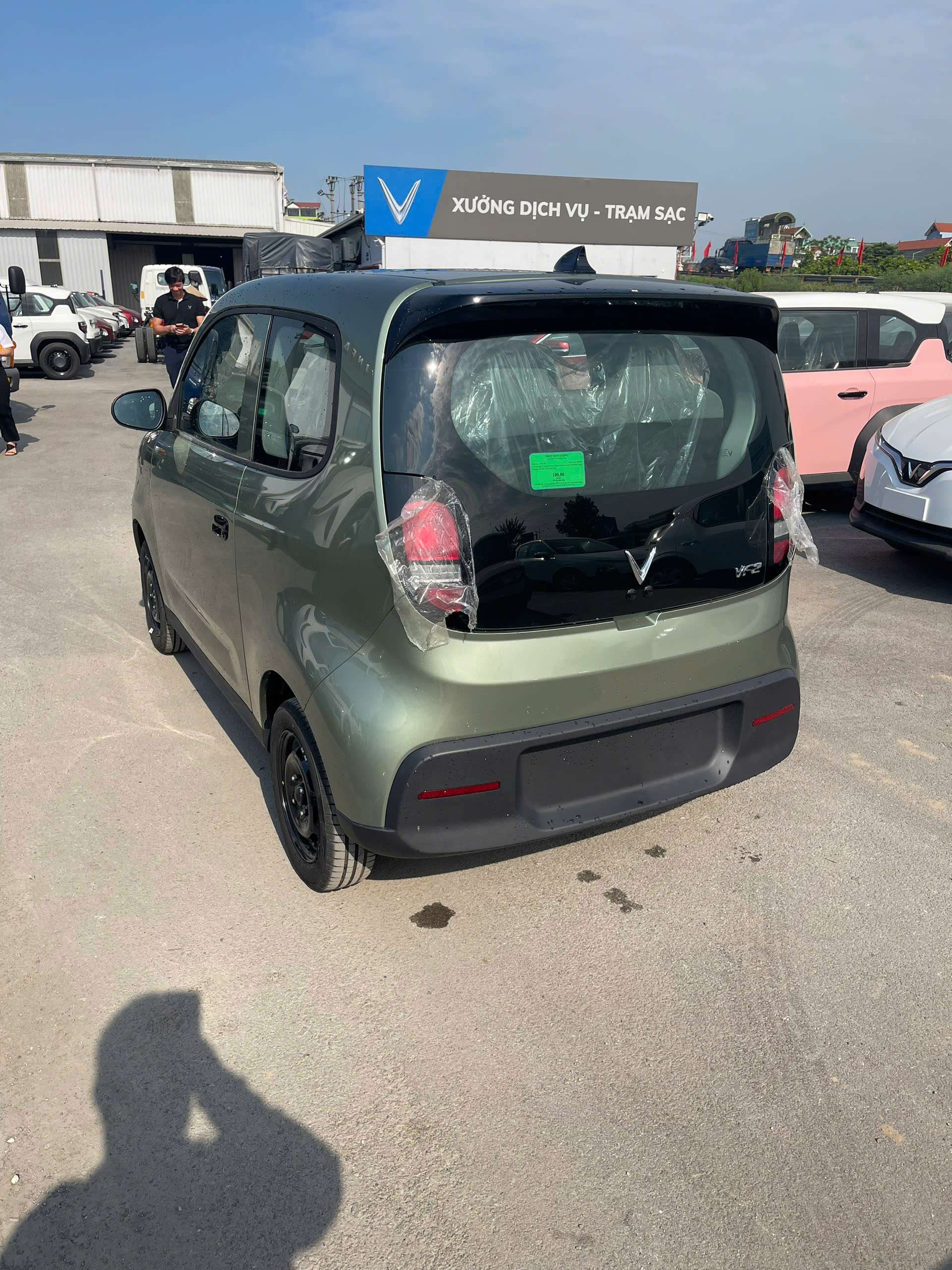 VF2 Màu Xanh Lá Nhạt