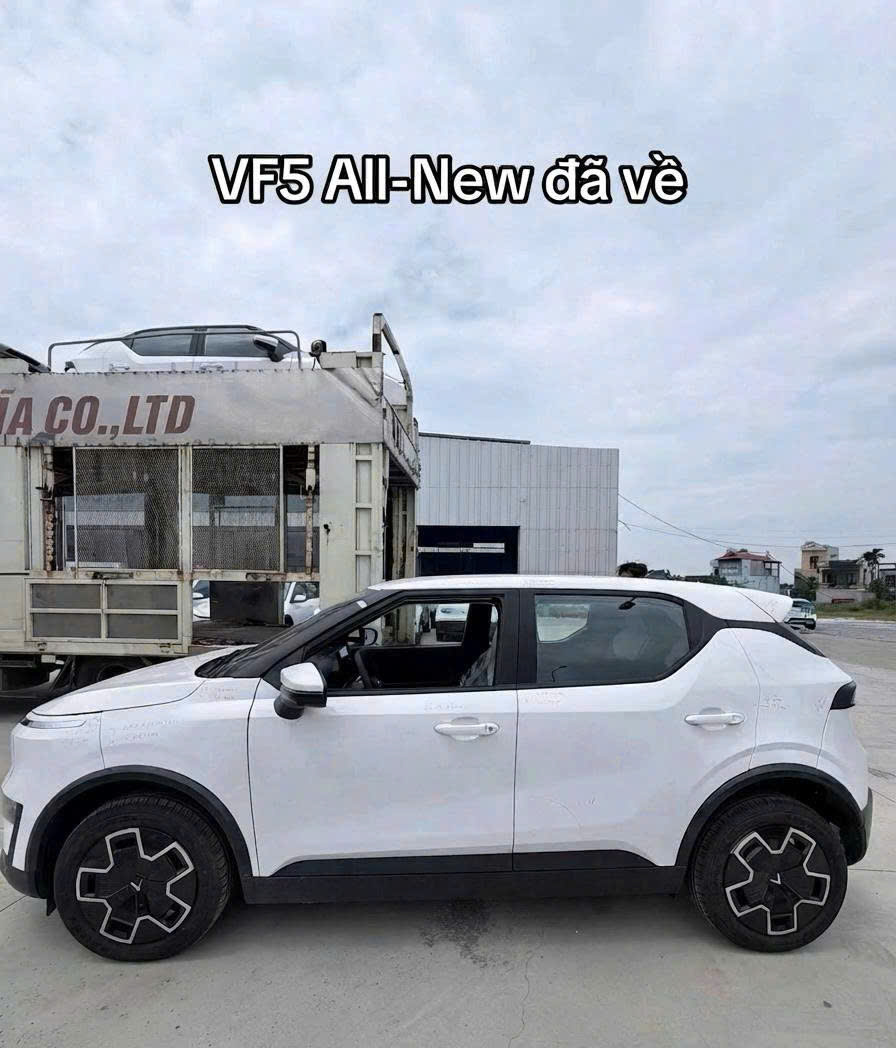 VF5 All New Màu Trắng